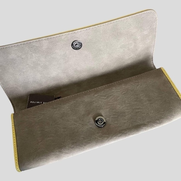 🌺 The Limited Faux Leather Fold-Over Taupe & Yellow Colorblock Clutch NWT - Picture 4 of 9